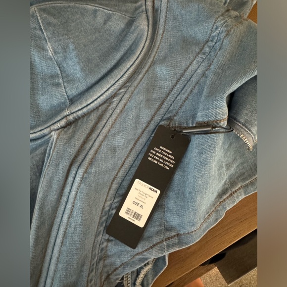 Never worn denim halter w/ zipper closure - Picture 4 of 4